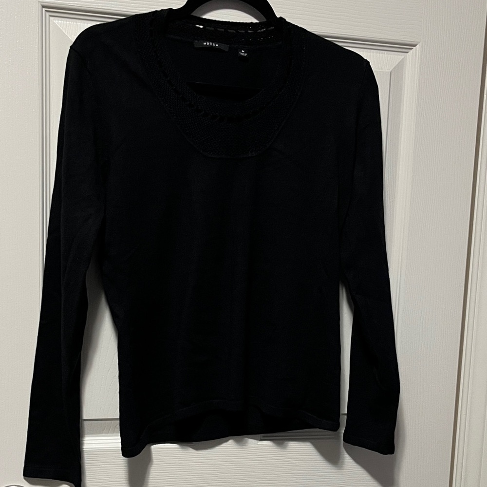 Women's Sweater Chic Black Long Sleeve Knit Top Medium-Large Business Casual